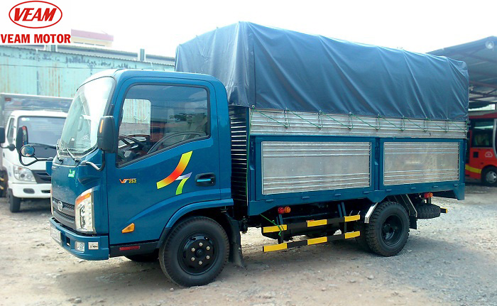 Xe tải 2T5 VT255 liên doanh Hyundai và Việt Nam thùng bạt-ototaisg.com